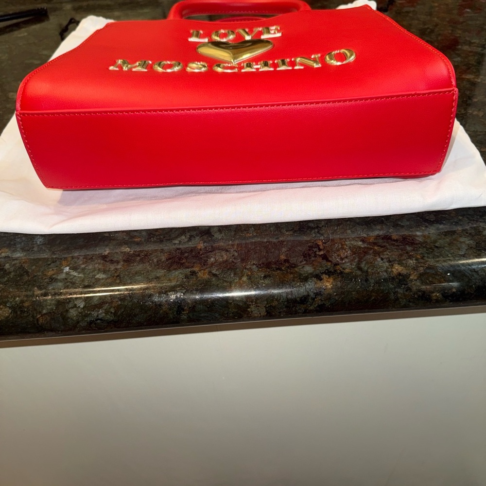 Love Moschino Red Satchel with Gold Heart Logo - Picture 11 of 11